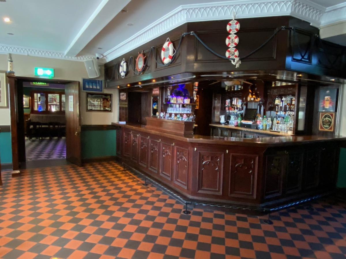 O'Shea'S Hotel Трамор Екстериор снимка